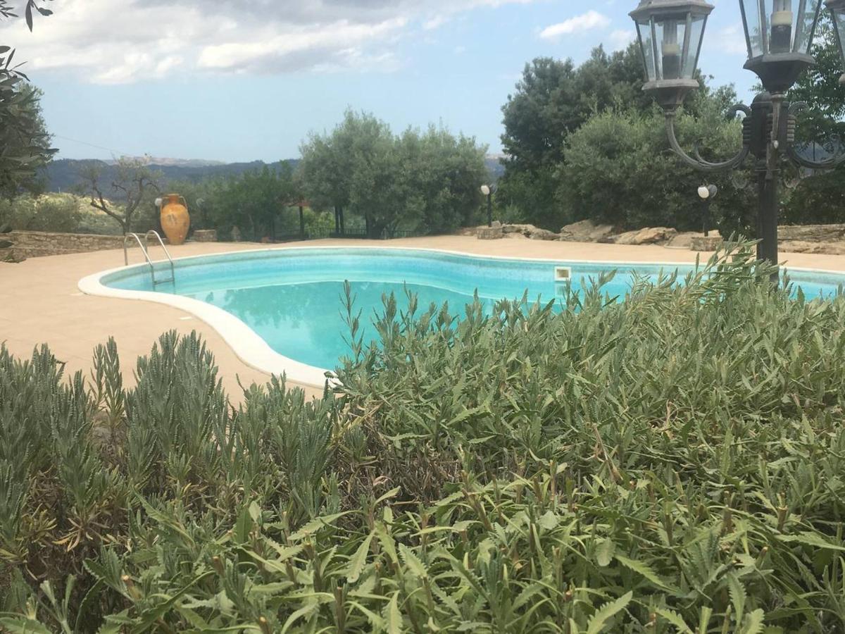 B&B Borgo Bellavista Αγία Σεβερίνα Εξωτερικό φωτογραφία