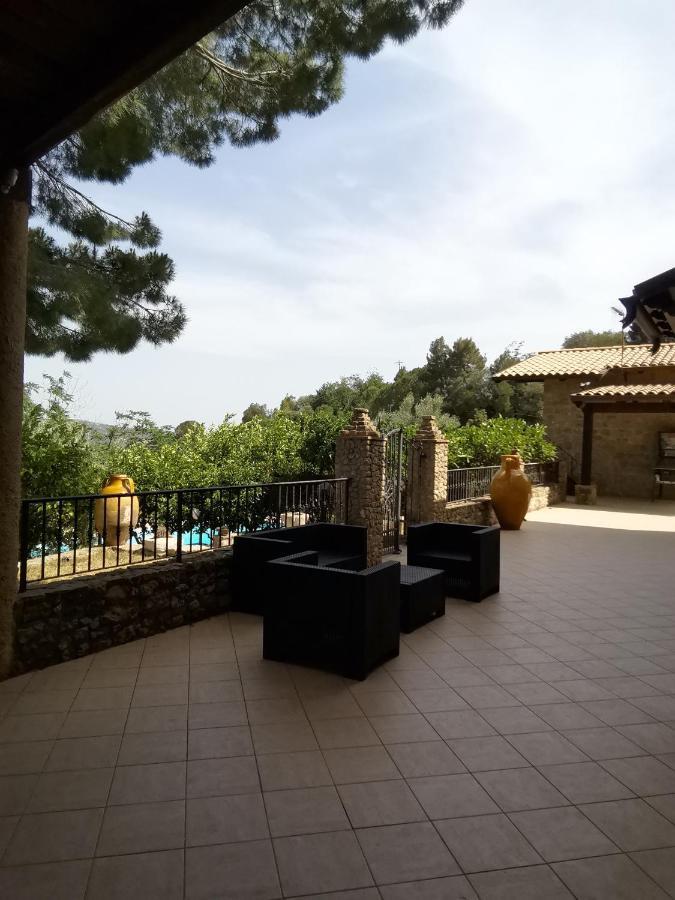 B&B Borgo Bellavista Αγία Σεβερίνα Εξωτερικό φωτογραφία